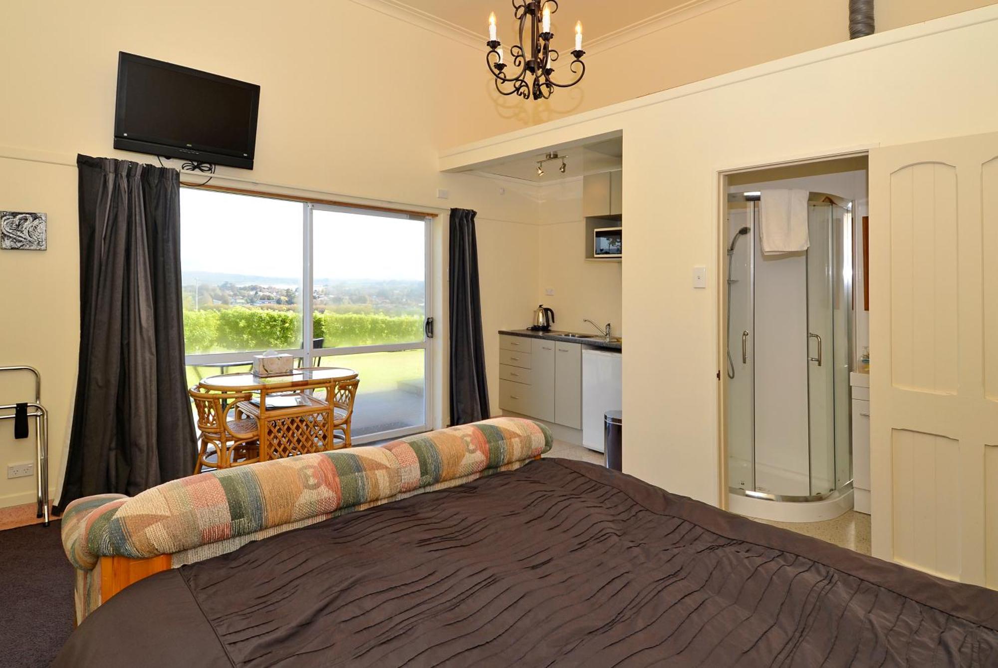 Отель Manor Views Nz Хантли Экстерьер фото