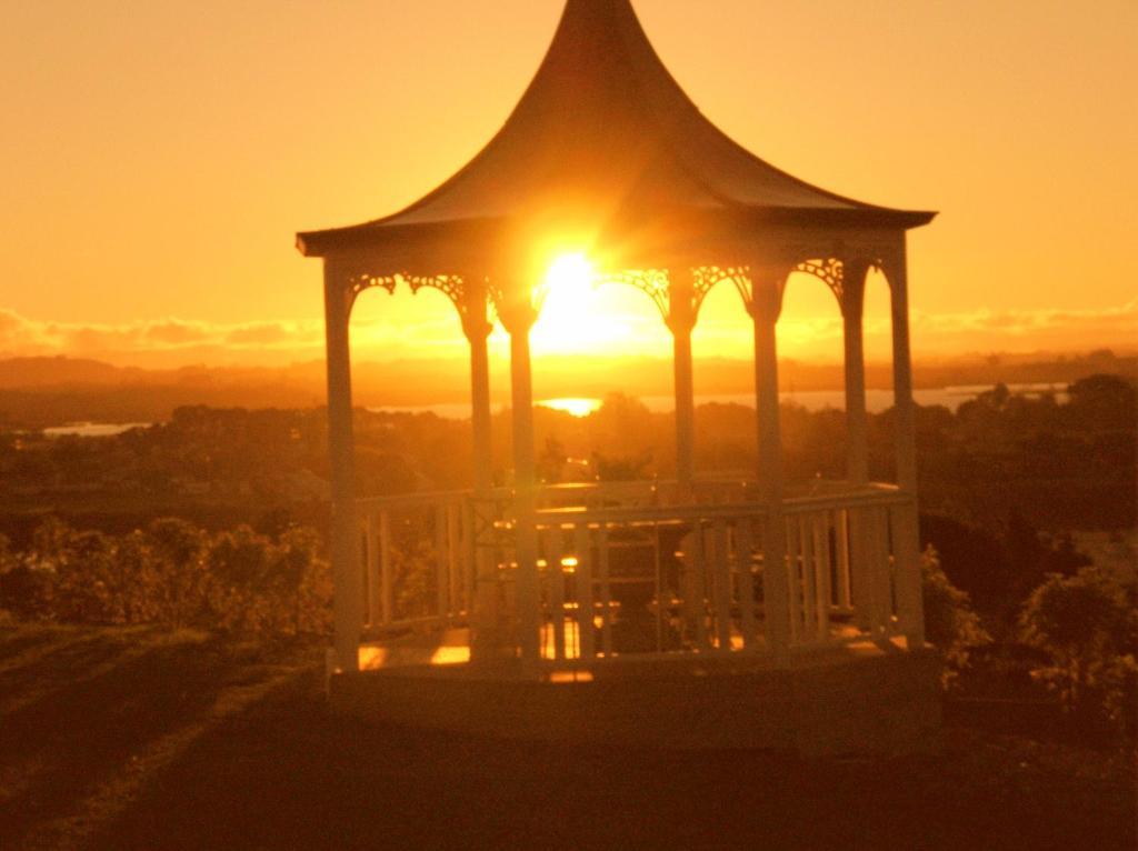 Отель Manor Views Nz Хантли Экстерьер фото